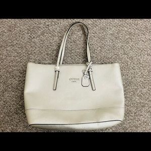 GUESS gold tote bag. 11x17in aprox.